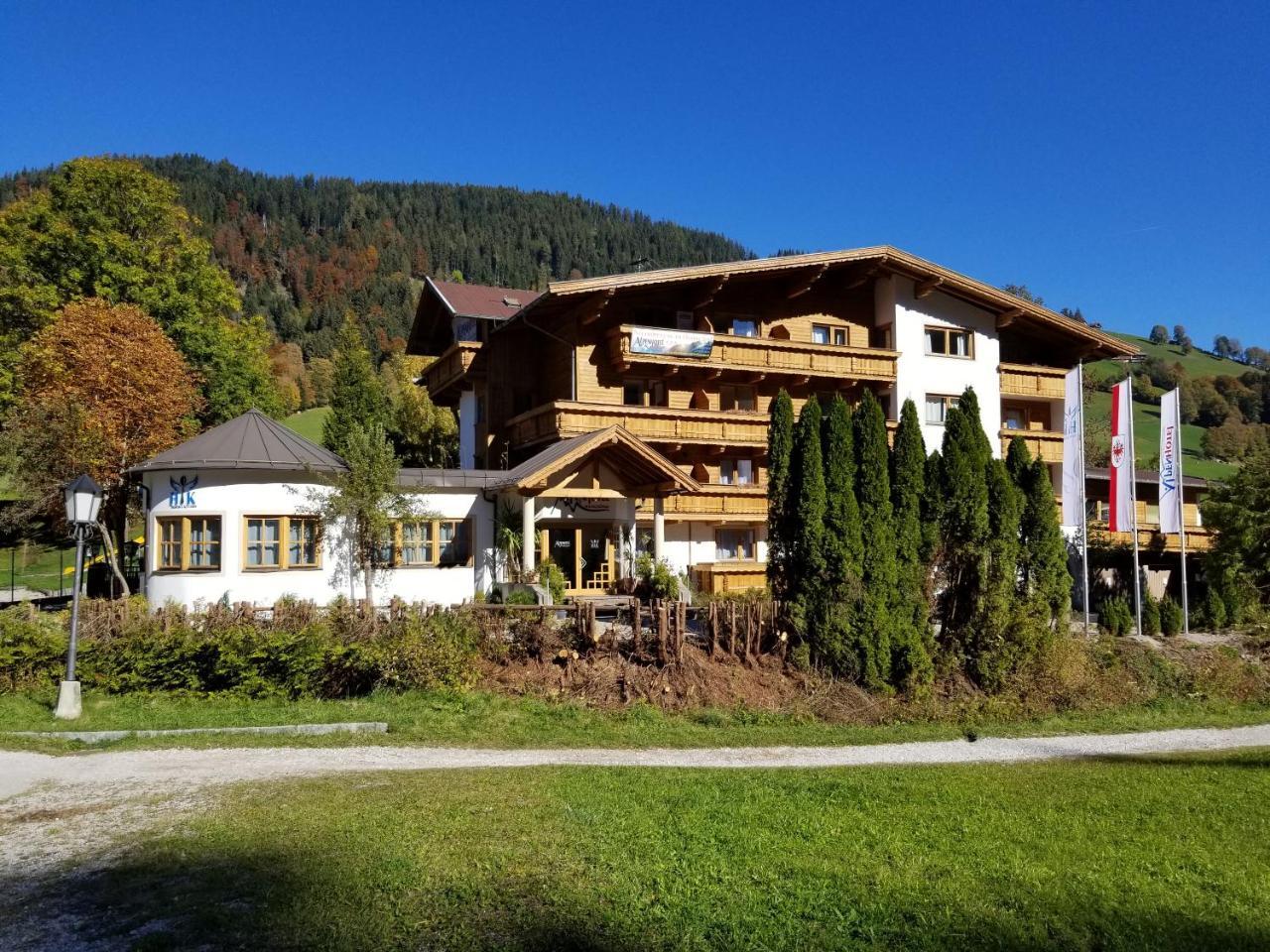 Alpenhotel Wildschoenau B&B Esterno foto